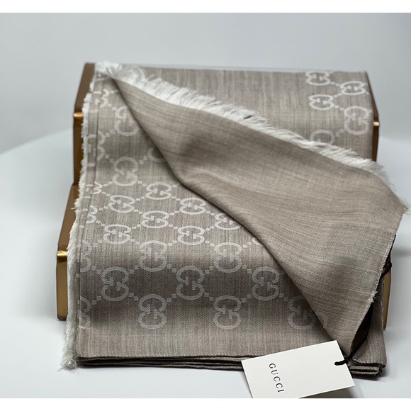 Gucci GG jacquard silk wool shawl dark grey scarf - Picture 3 of 8